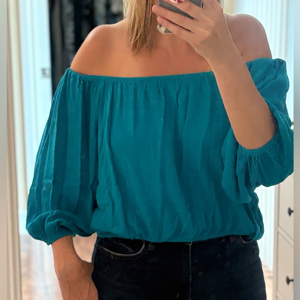 LA MIEL Teal Off-Shoulder Top